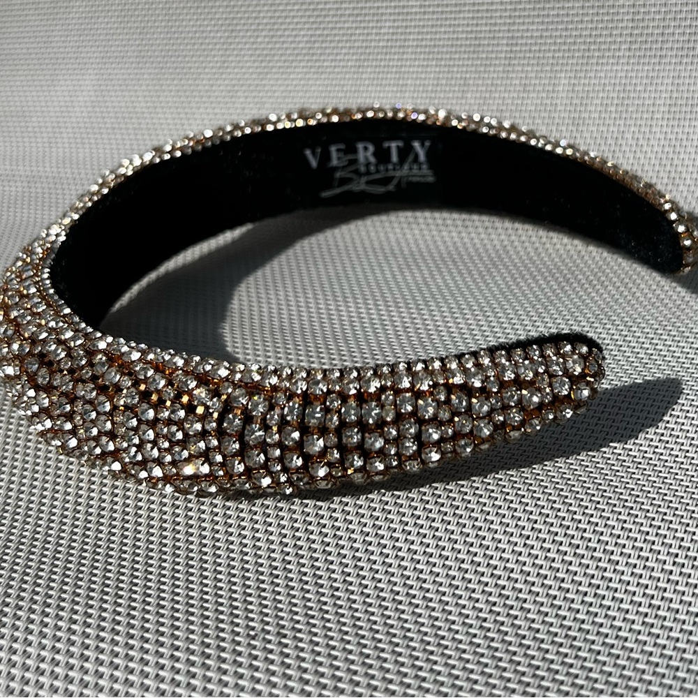 Verty Crystal-Embellished Gold Rhinestone Headband - Picture 4 of 6